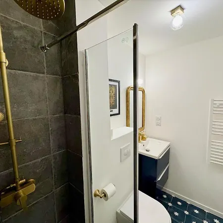 La Traversee Des Sorciers Apartment *